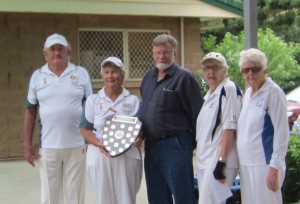 Jim and Barbara Northcott receive the First Prize from Don Close with Lynne and Margaret placed second.